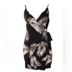 NWOT Chic Me Sexy V-neck Print Wrap Dress Sling Dress Black & Beige M